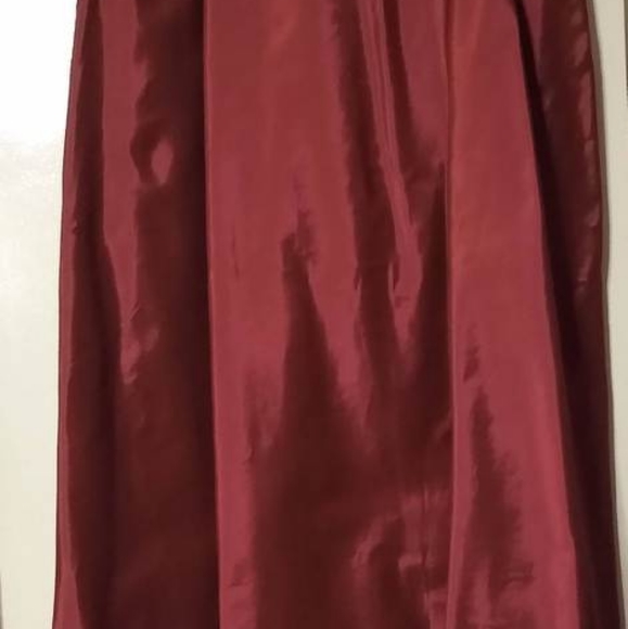 Set of 2 formal gowns/prom/bridesmaids dresses - Picture 5 of 6